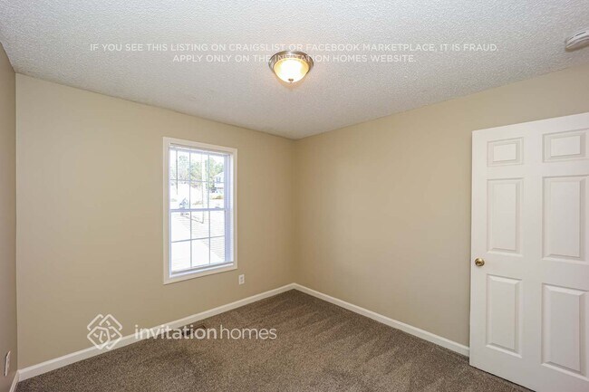 Building Photo - 128 Megan Way