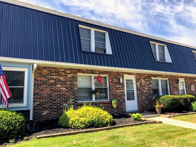 Building Photo - BGP Country Club Estates, LLC