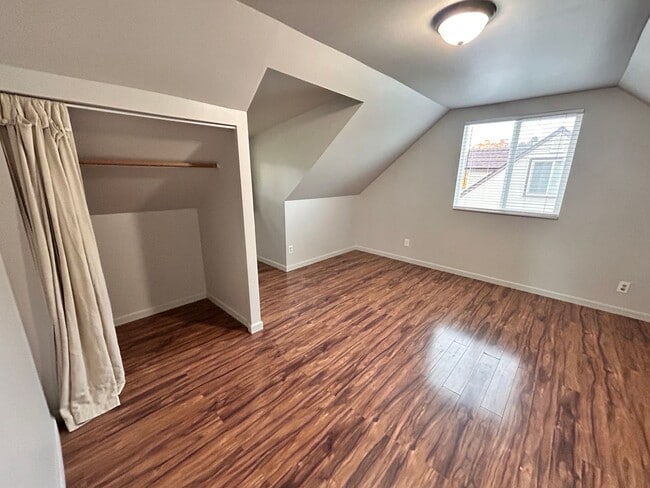 Building Photo - Charming 4 Bed, 2 Bath Home in Spokane Valley!