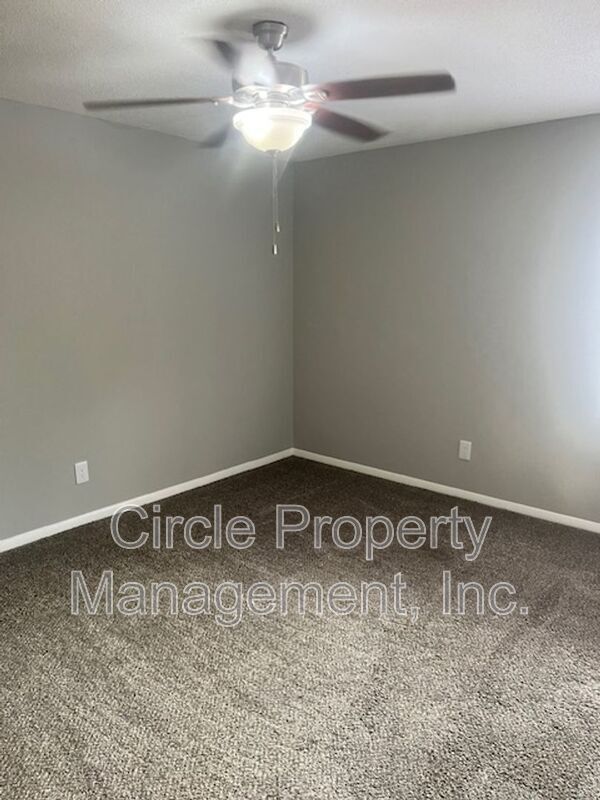 Primary Photo - 4030 Hunters Ridge Dr SW