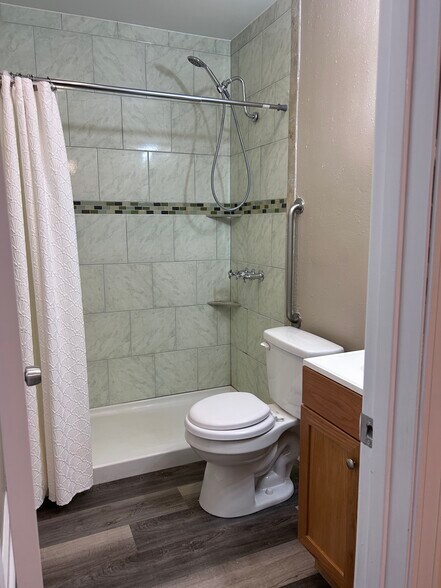 Building Photo - 2704 Sieglinde Ct