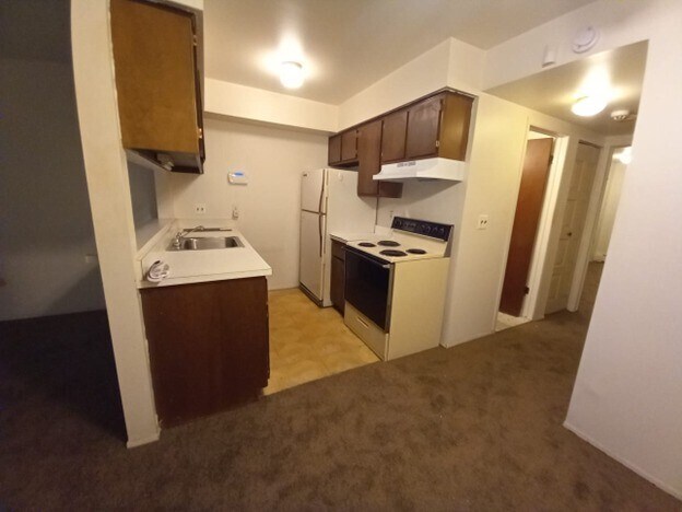 Building Photo - 4535 Cadieux Rd