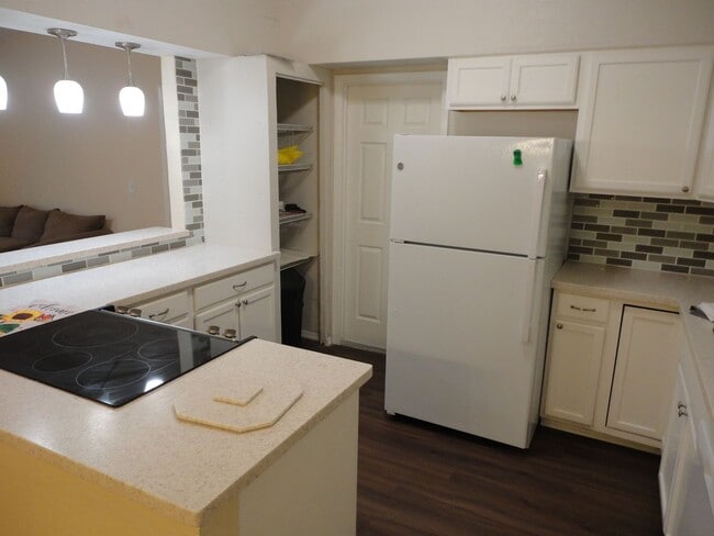Building Photo - Charming 3-bedroom, 2-bath home in the Timber Lane