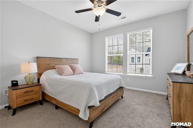 Building Photo - Luxury 3BR Golf Course Townhome in Chimney Oaks – Resort-Style Living