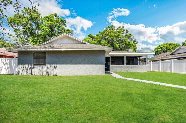 Building Photo - 5522 Fulmar Dr