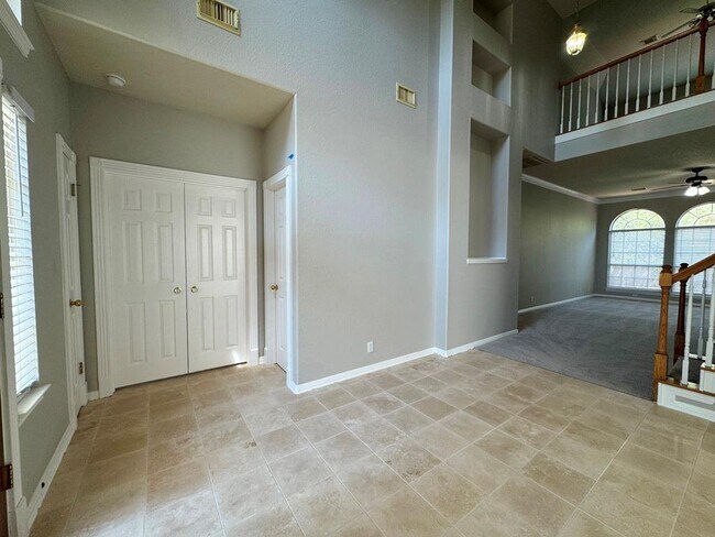 Building Photo - 5844 Back Bay Ln