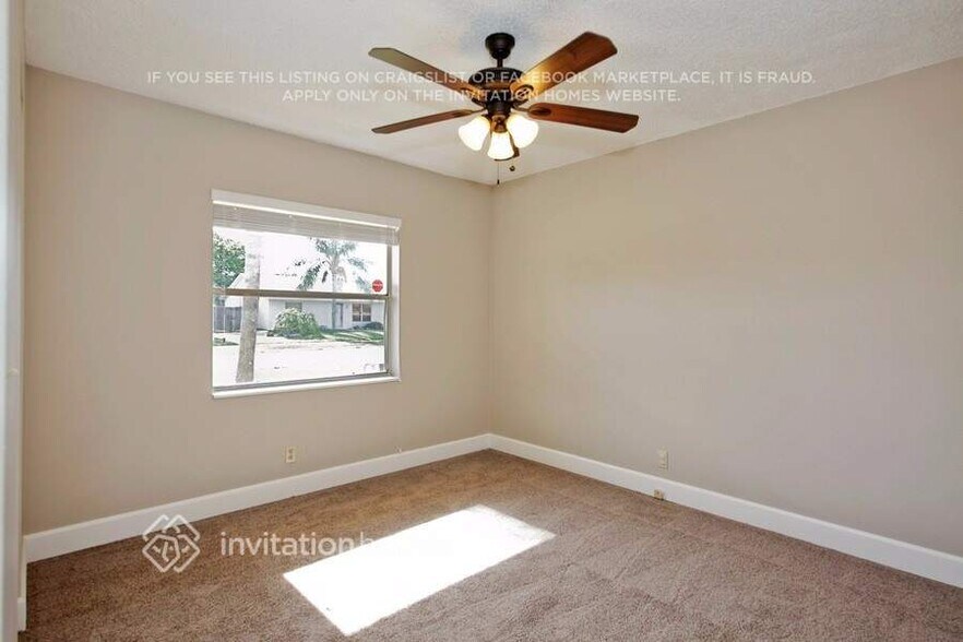 Building Photo - 4753 Poseidon Pl