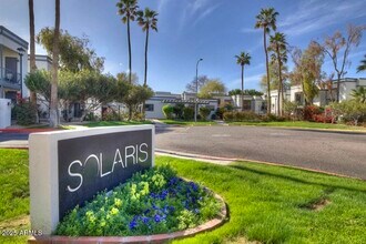 Building Photo - 740 W Elm St