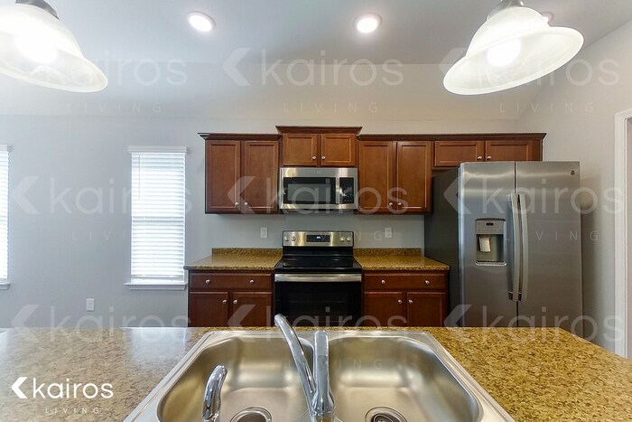 Building Photo - 6951 Brightwell Ln