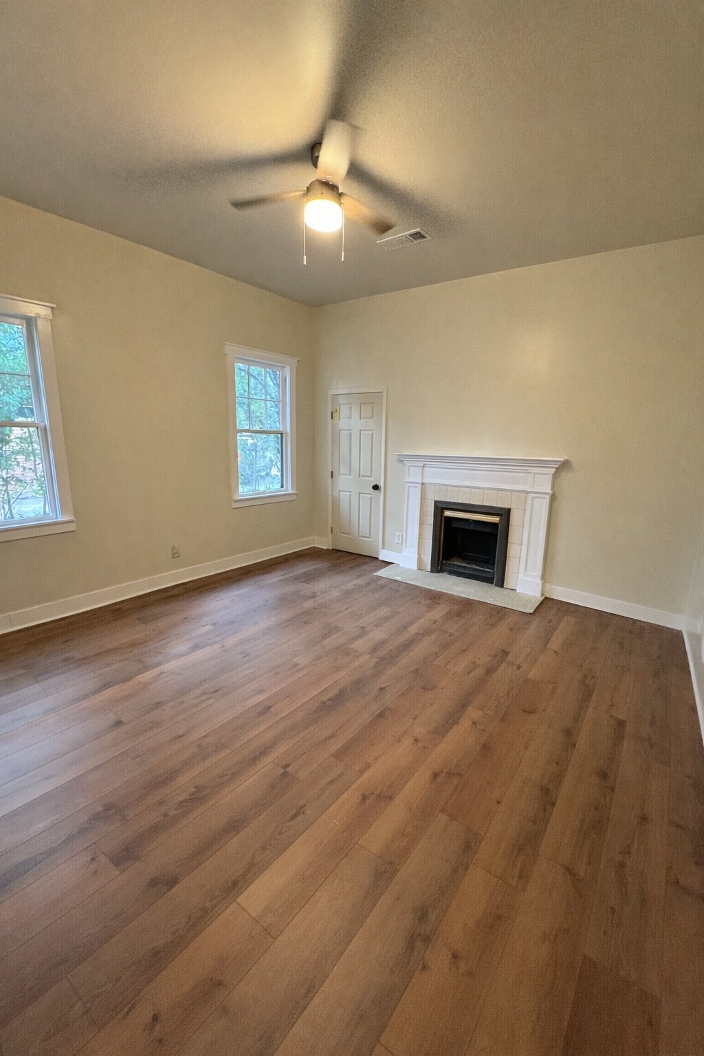 Bedroom 2 - 2703 Hillcrest Ave