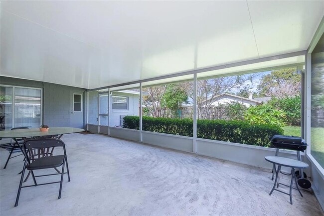 Building Photo - 2907 Little John Rd