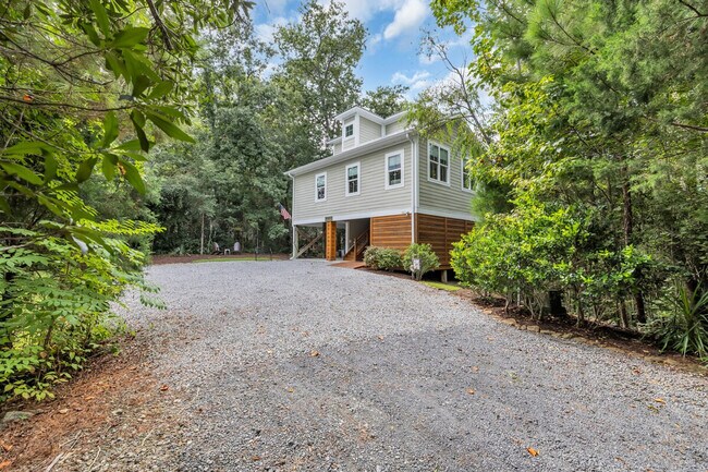 Building Photo - 67 Rybolt Rd