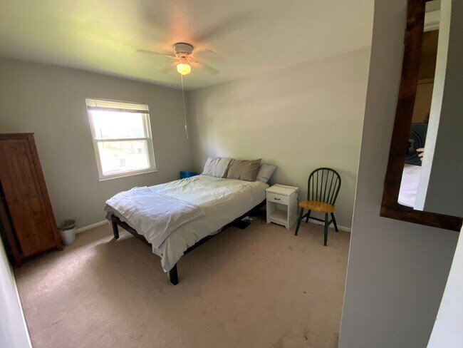 Building Photo - 4209 Defoe Dr