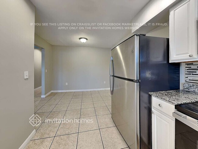 Building Photo - 6146 Balboa Dr