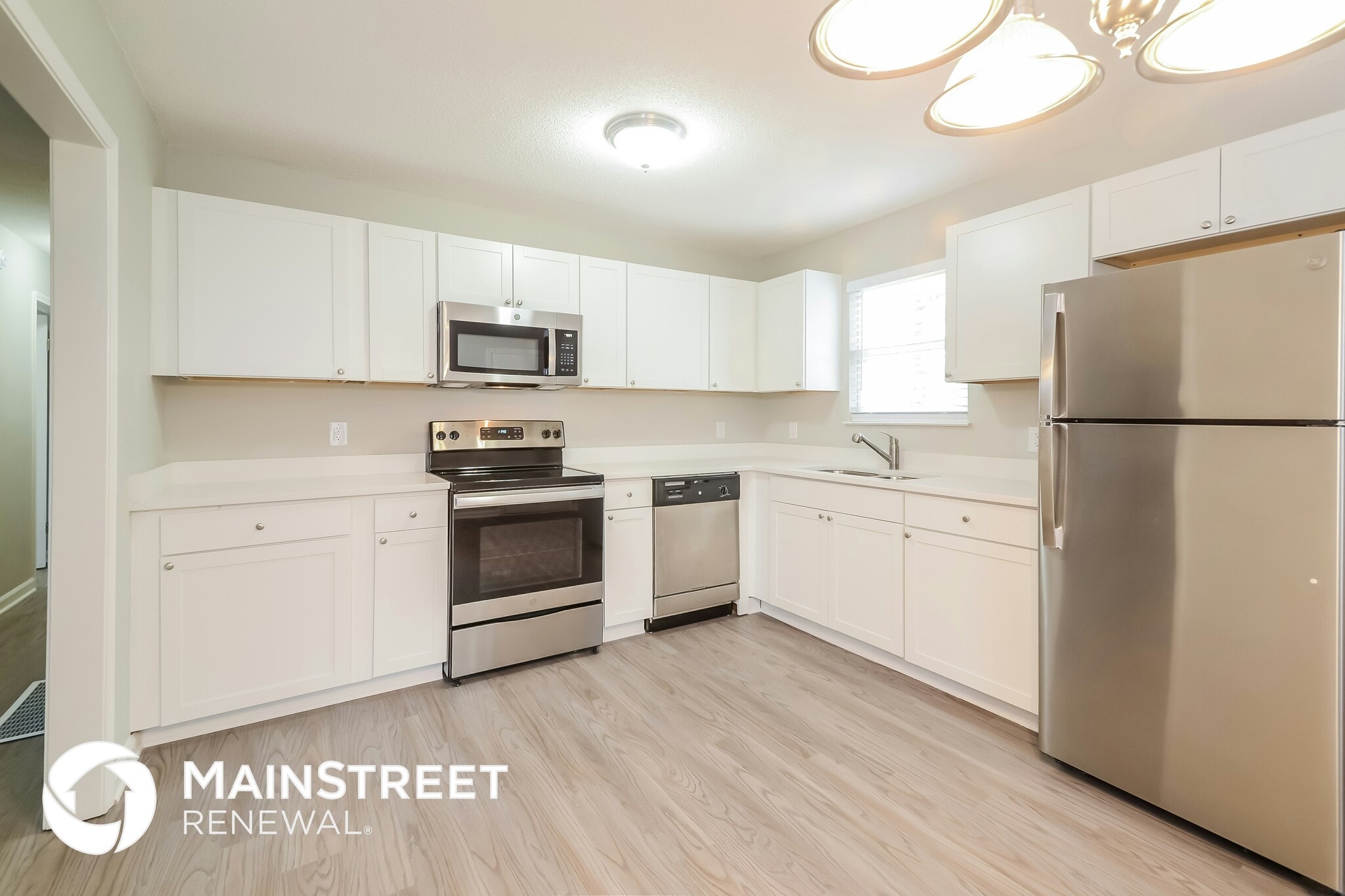 Building Photo - 1003 Oak Blvd