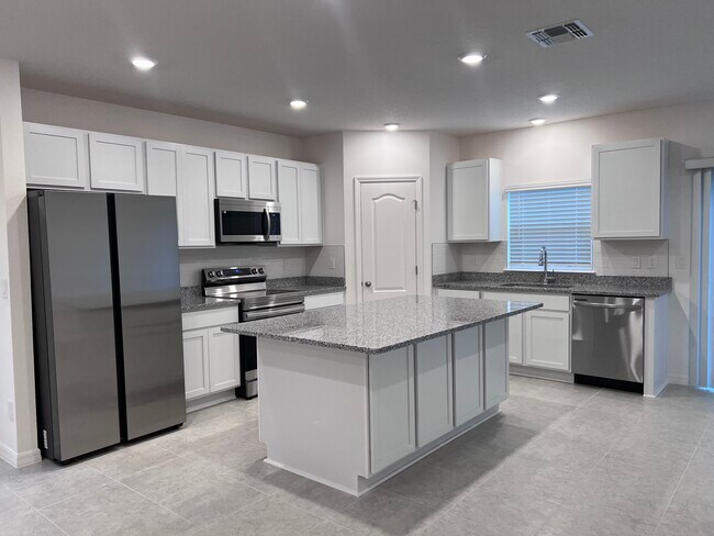 Building Photo - 3196 Penny Cove Ln
