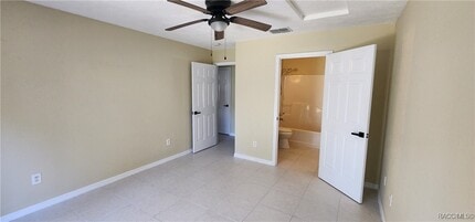 Building Photo - 1164 N Lion Cub Point