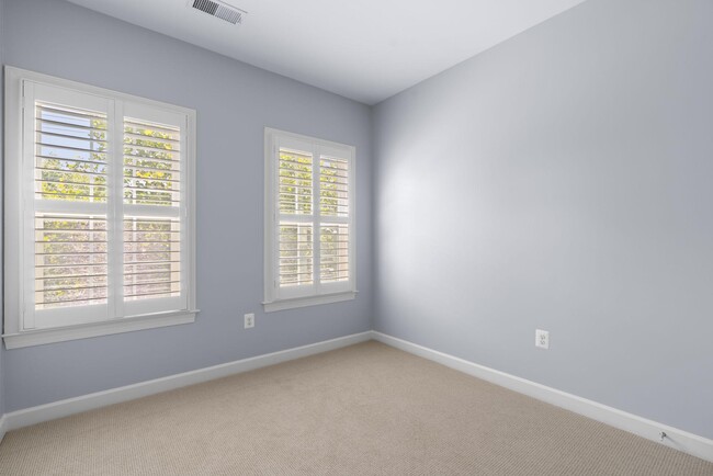 Building Photo - 10512 Old Ellicott Cir