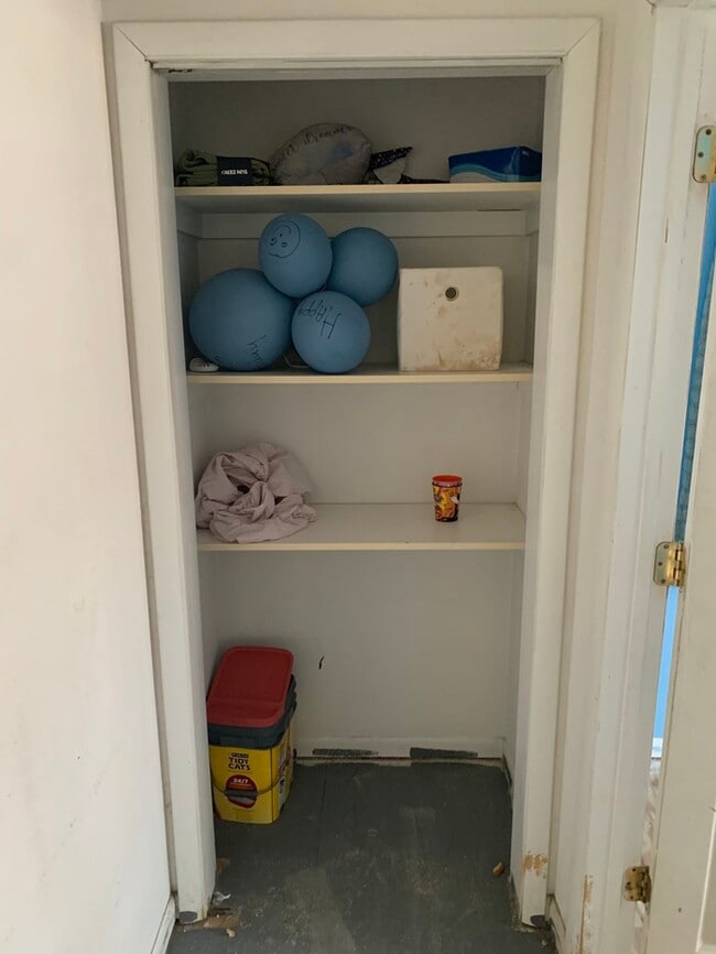 Building Photo - 116 Chestnut St