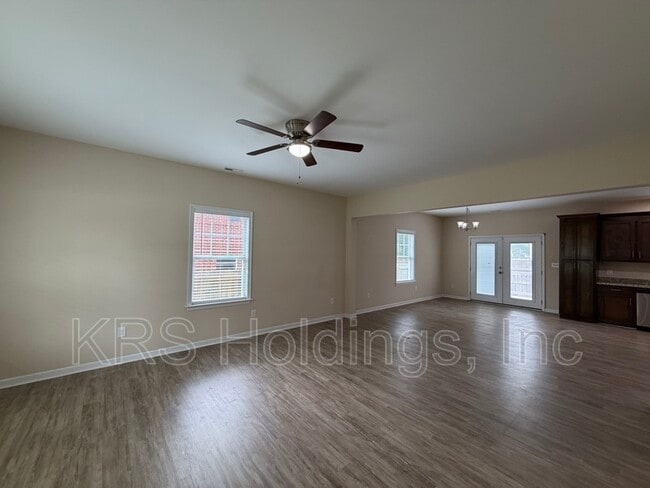 Building Photo - 167 Settlers Landing Rd