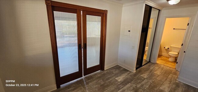 Building Photo - La Jolla / UTC - Villa Toscana - Nice 1 Be...