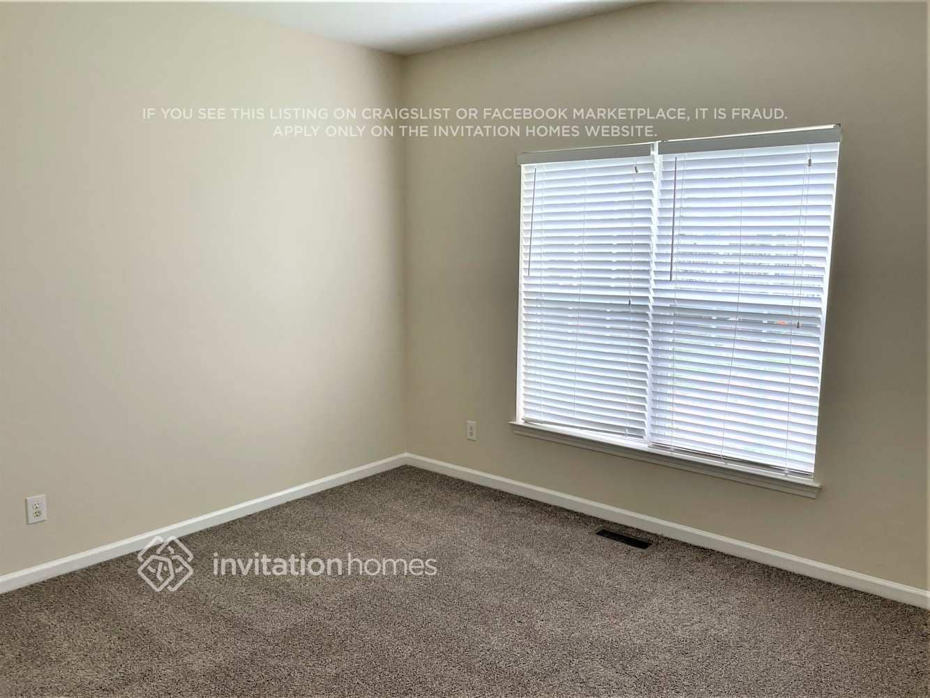 Building Photo - 212 Alnwick Ln