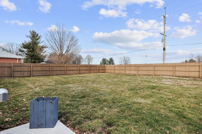 Building Photo - 104 Willow Bend Dr
