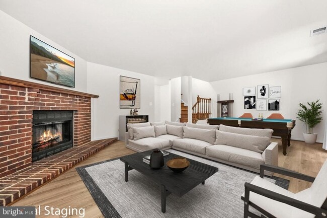 Building Photo - 8931 Park Forest Dr