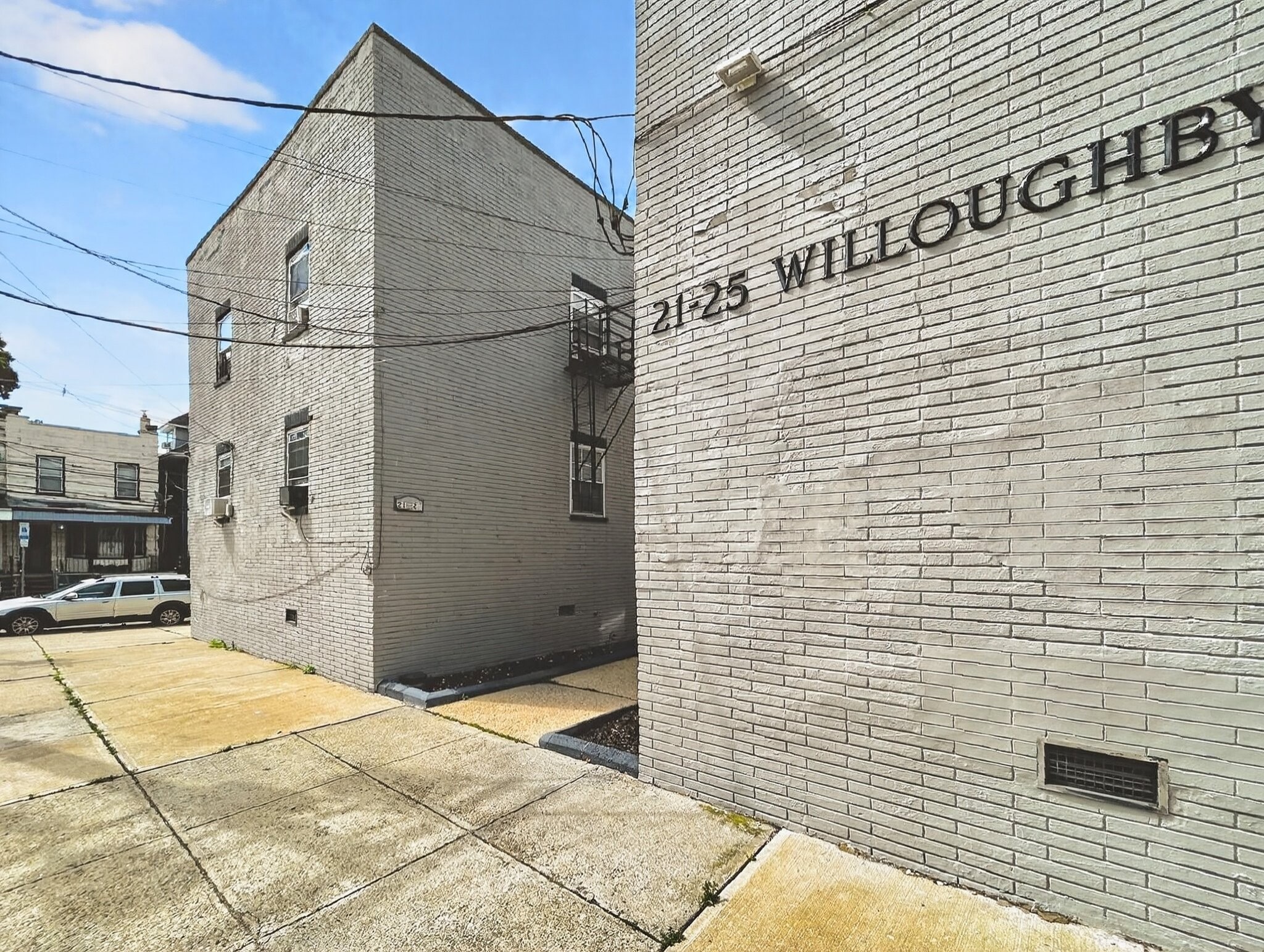 Building Photo - 21-25-25 Willoughby St