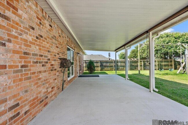 Building Photo - 35981 Wilmington Ave