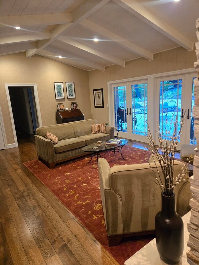 Building Photo - Shared Houseing Portola Valley