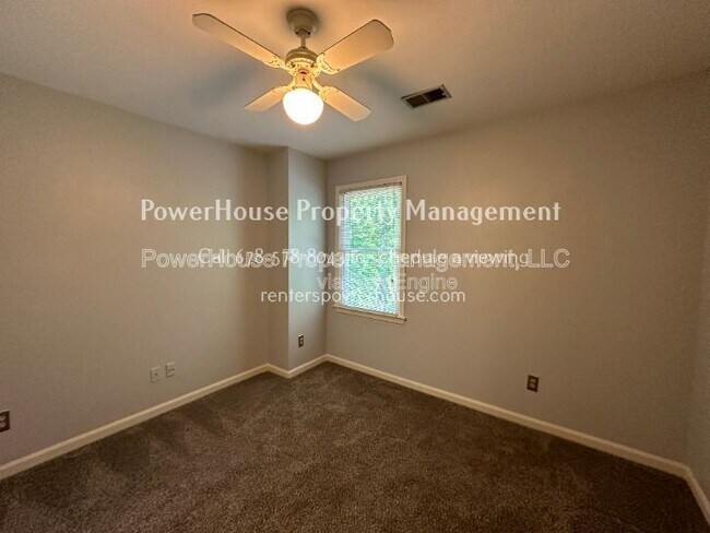 Building Photo - 790 Woodmont Dr