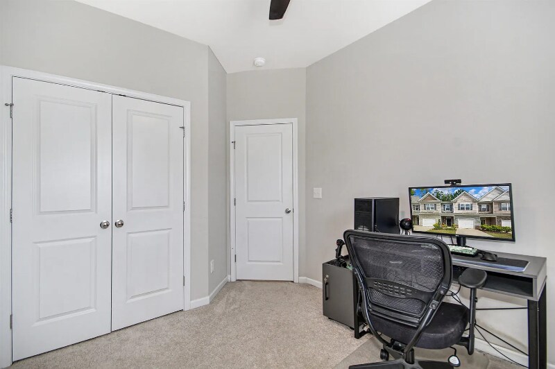 Building Photo - 3645 Water Mist Ln