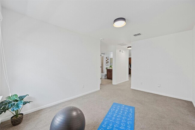Building Photo - 1701 Hidden Springs Path