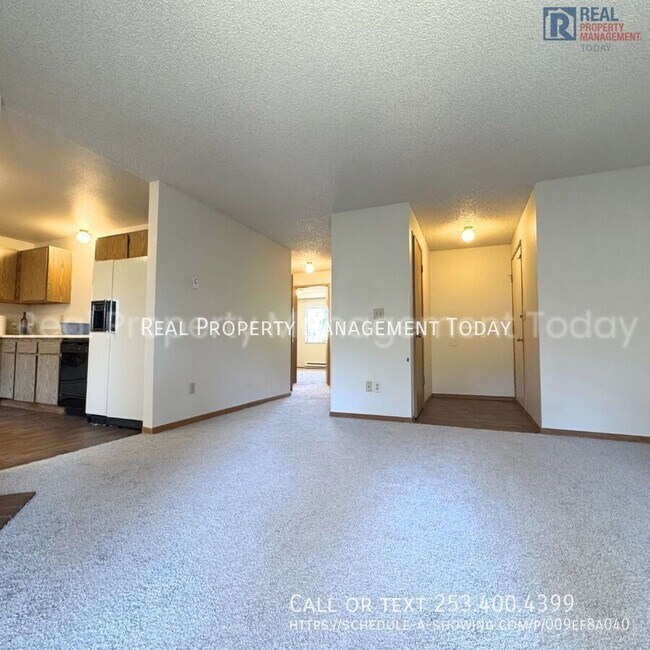 Building Photo - 9920 132nd St Ct E