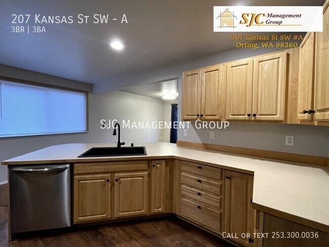 Building Photo - 207 Kansas St SW