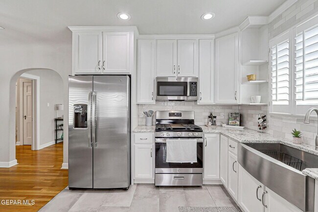 Building Photo - 3511 Murray Pl