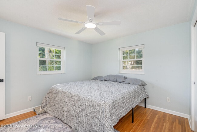 Building Photo - 409 E Melbourne Ave