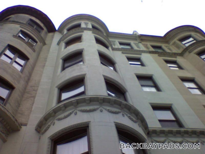 Building Photo - 464 Commonwealth Ave