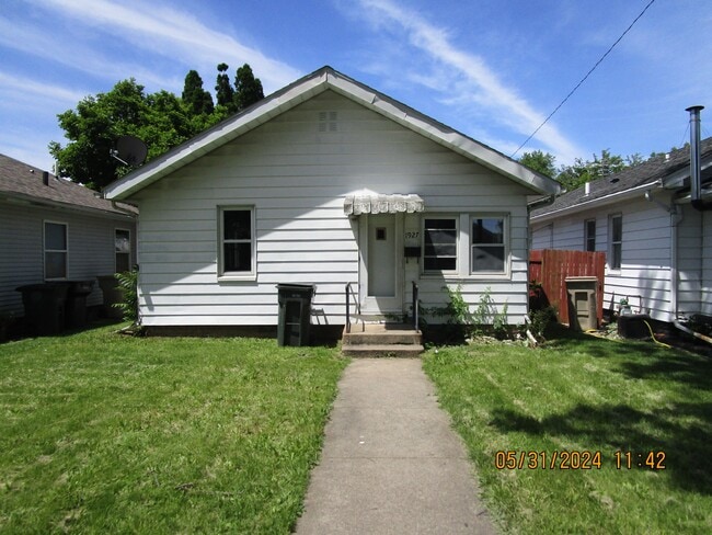 Primary Photo - 1927 S Scott St