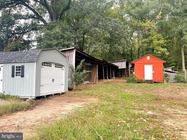 Building Photo - 10960 Earnshaw Ln