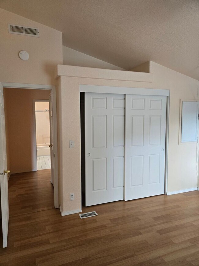 Building Photo - STATUS: PENDING APPLICATION- R10B | $1995 ...