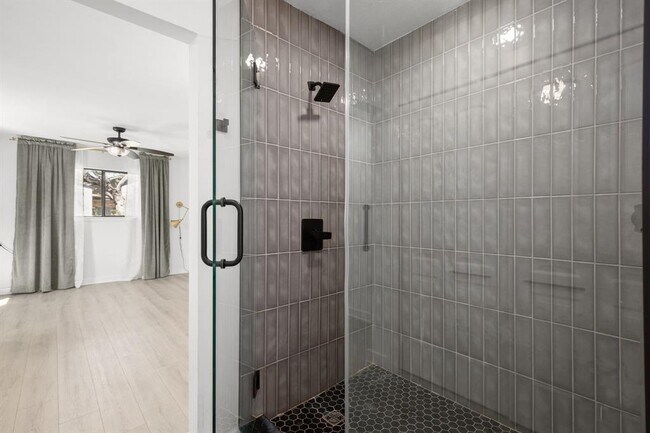 Building Photo - 5504 Kings Hwy