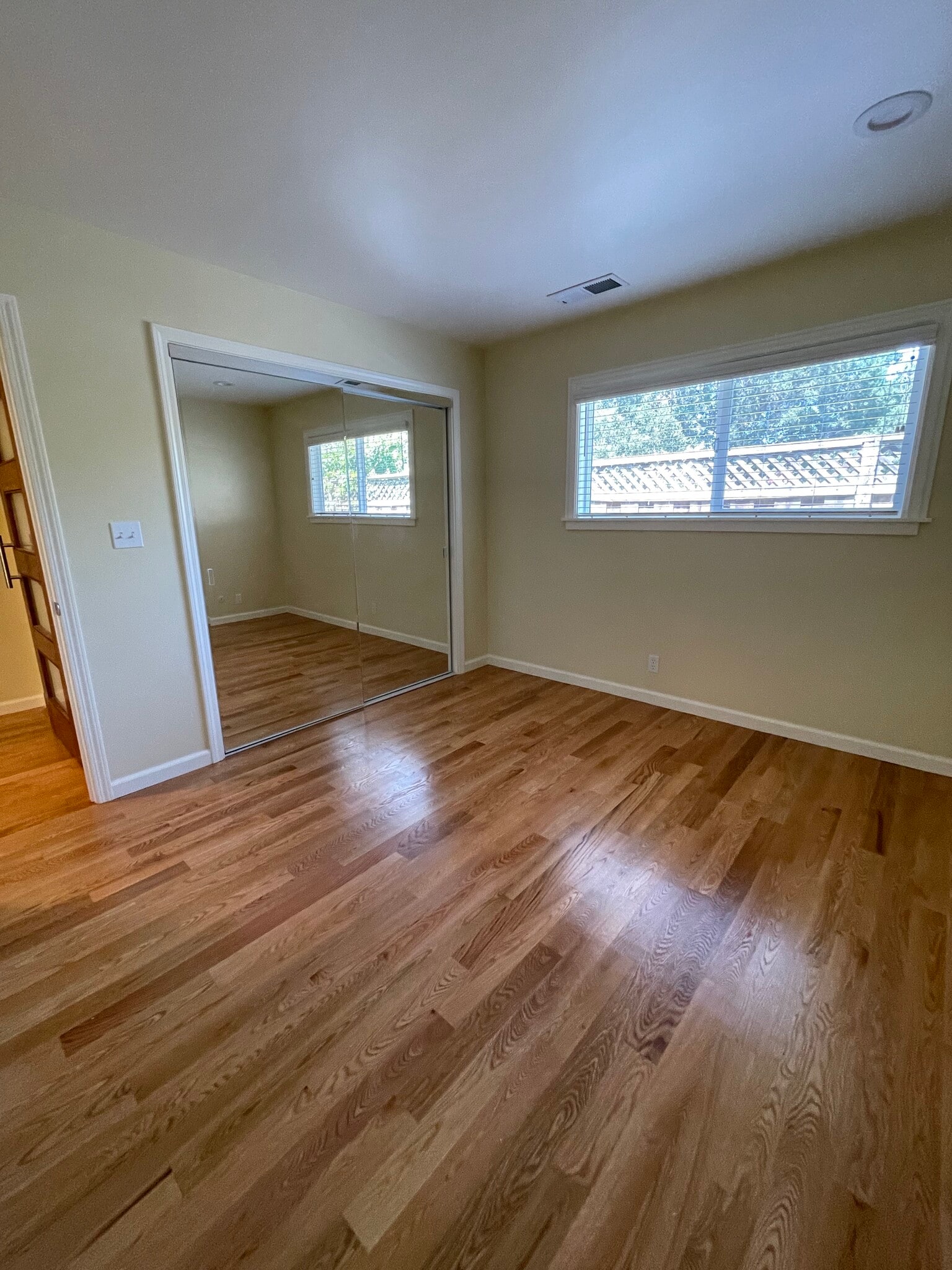Rear Bedroom - 727 Laurel St