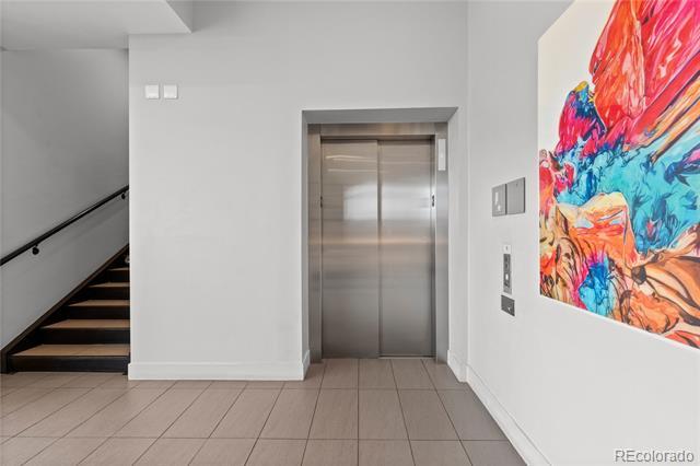 Building Photo - 1735 Central St