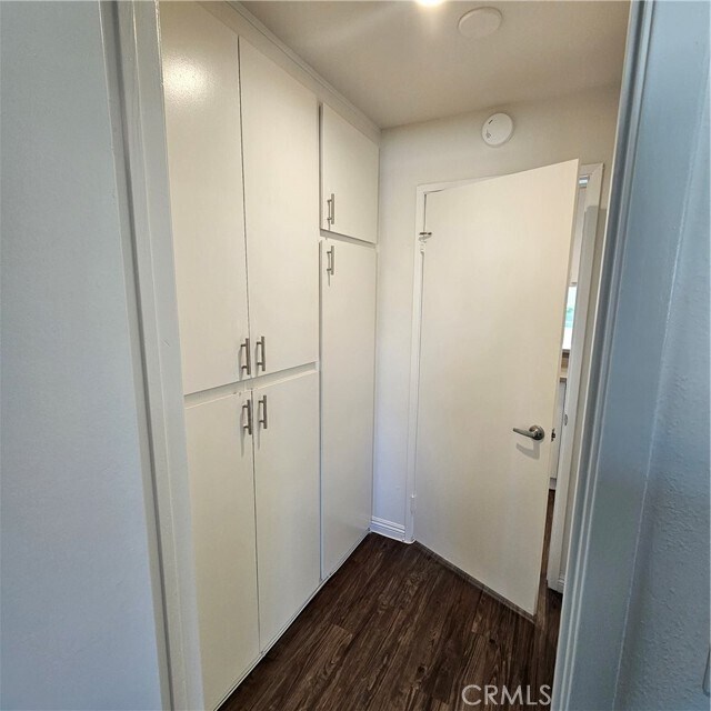 Building Photo - 209 S Prospect Ave