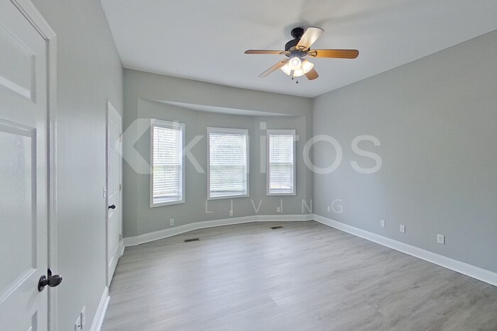 Building Photo - 603 Hudson Ave