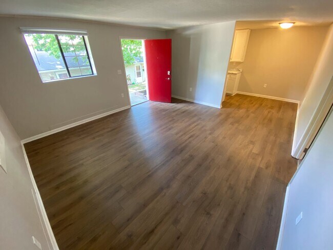 Building Photo - 1022-1024 Holloway St