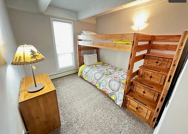 Building Photo - 185 High Seasons Wy