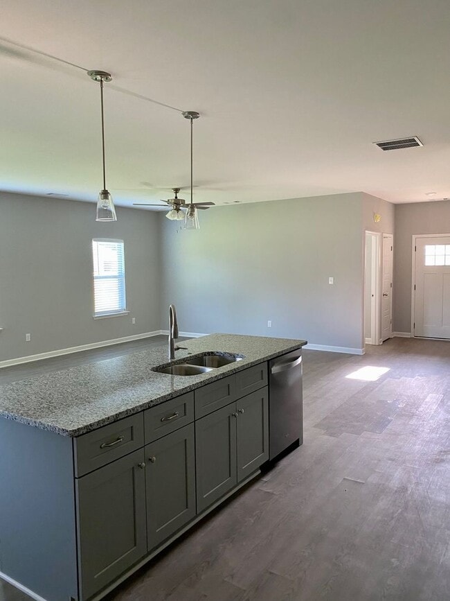 Building Photo - 4 bed, 2 bath in Atoka built in 2022